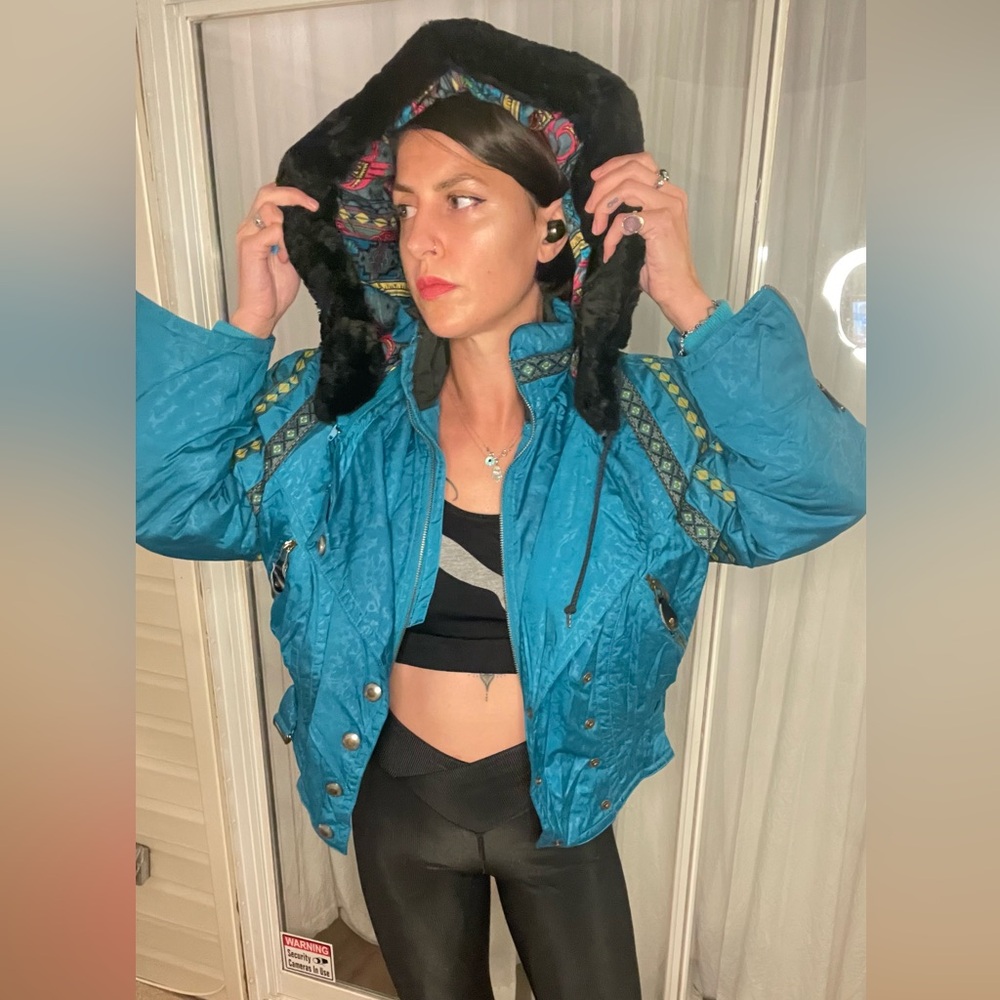 True late 80s 90s LIFETIME GRAIL Head damask native tribal ski jacket muff set